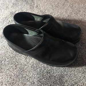 Dansko Professional Clogs leather black